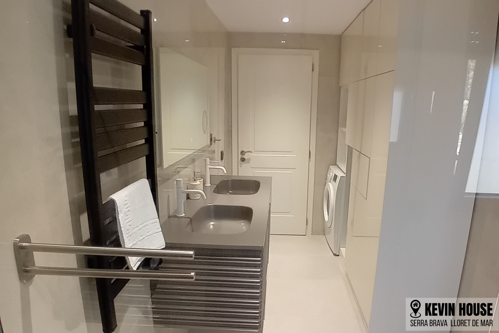 apartamento de 3 habitaciones - Detalles de baño moderno